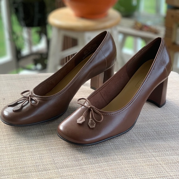 Nine West Shoes - NEW Nine West Dress Pumps